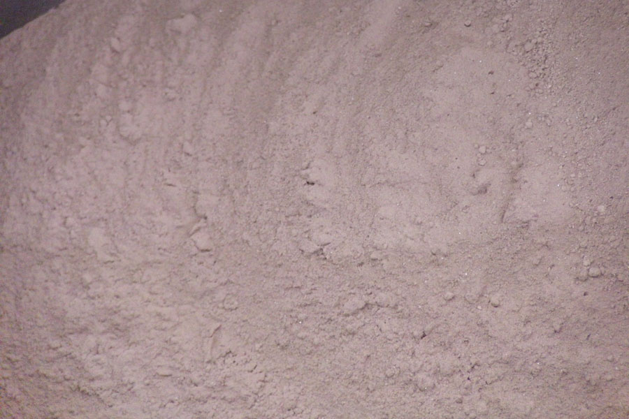 Watch as the CentriFlow Measures the flow of Iron Oxide