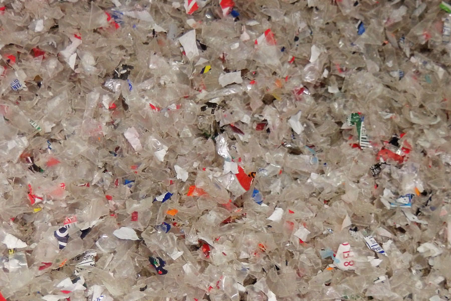 Watch as the CentriFlow Measures the flow of Plastic Flake